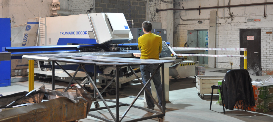 Изготовление металлических дверей