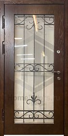 Входная дверь со стеклом и ковкой №23 фото